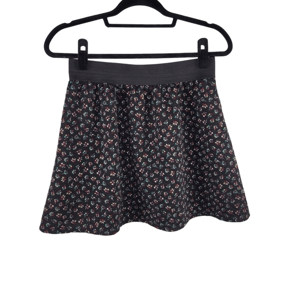 Joe B by Joe Benbasset Black Quilted Floral A-Line Mini Skirt Women's Size L - Picture 1 of 6